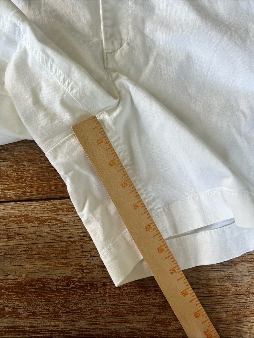 Loft Monroe Chino Shorts 6” Curvy White Size 8 - Picture 11 of 12